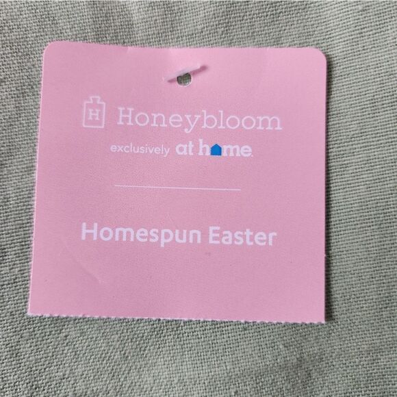 New 100% cotton Green Pastel Napkins Set of 4. 20" x 20" - Picture 3 of 6